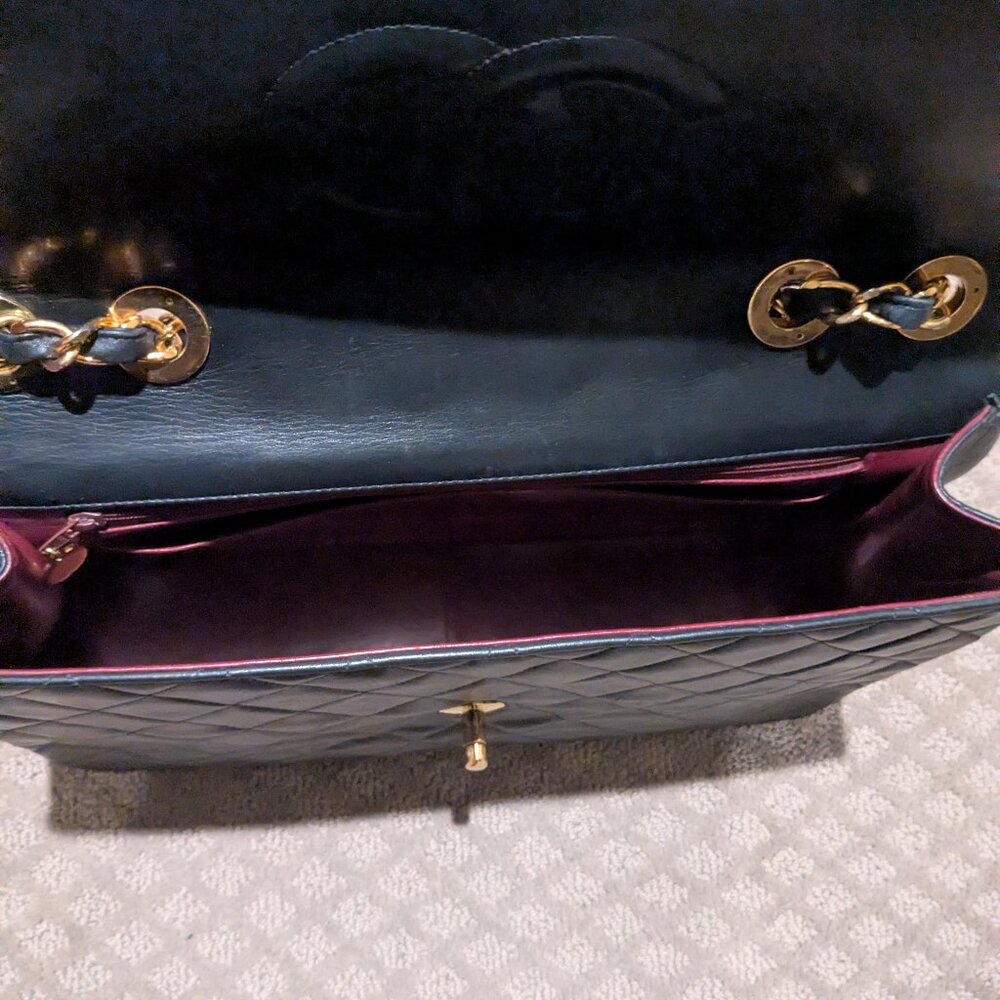 Chanel Vintage Maxi Jumbo Classic Flap Bag Lambskin Leather - Picture 7 of 7